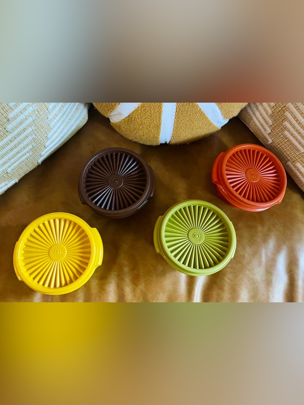 VTG Tupperware Set - Picture 4 of 6